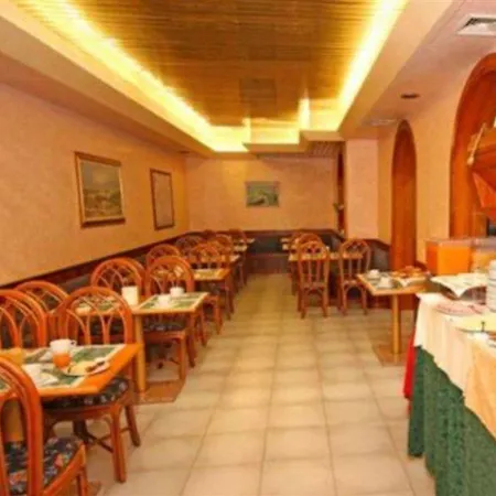 Hotel President 3*