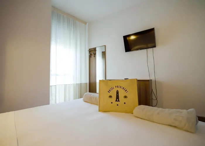 Hotel President 3*